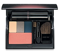 Компактний футляр Mary Kay®